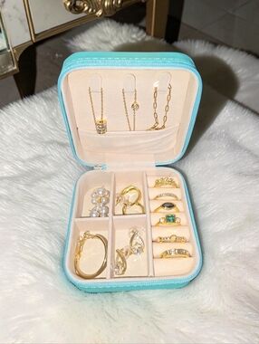 Soft Girl Jewelry Capsule Including Jewelry Case